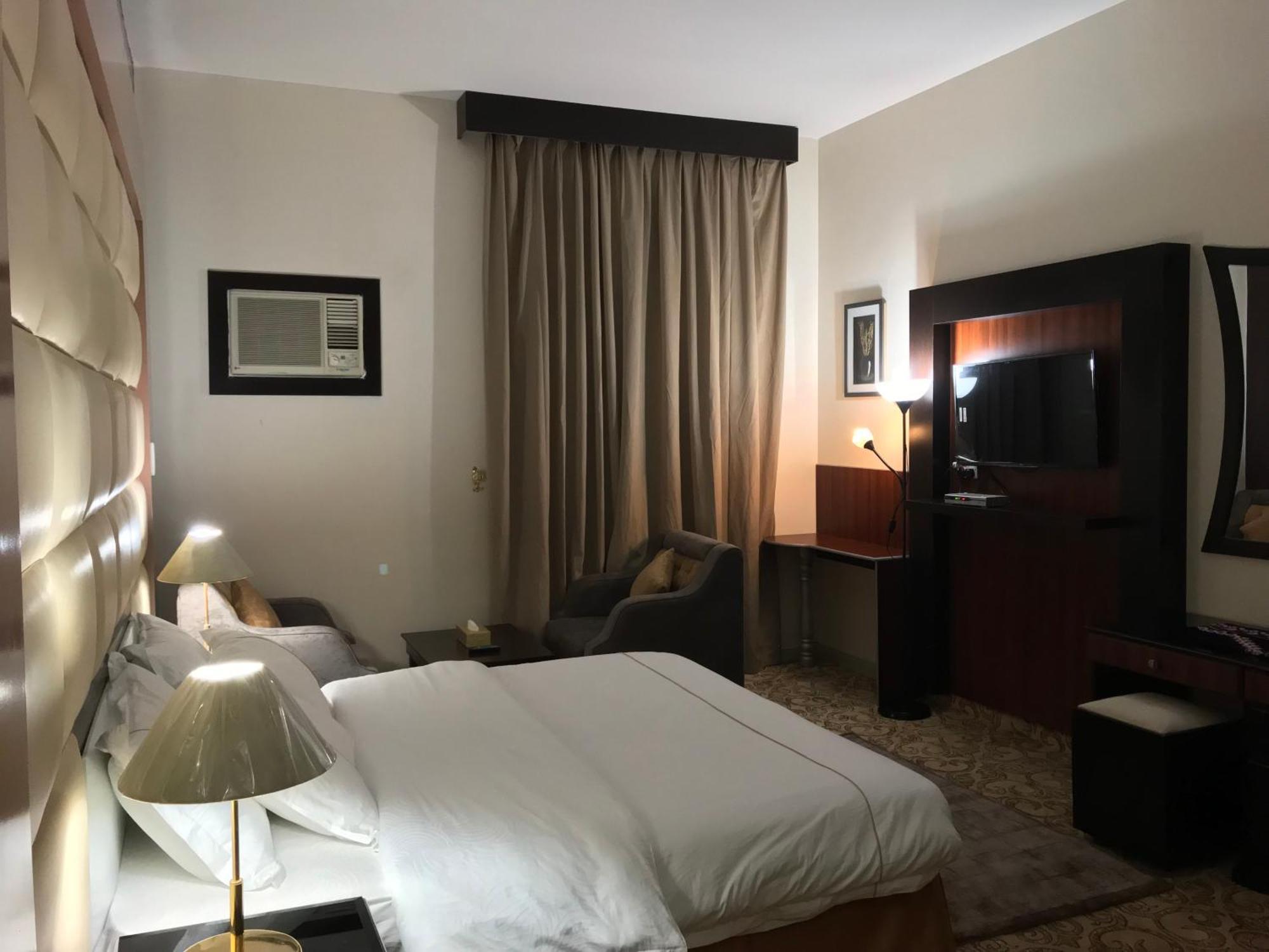 Dama Hotel Duba Room photo