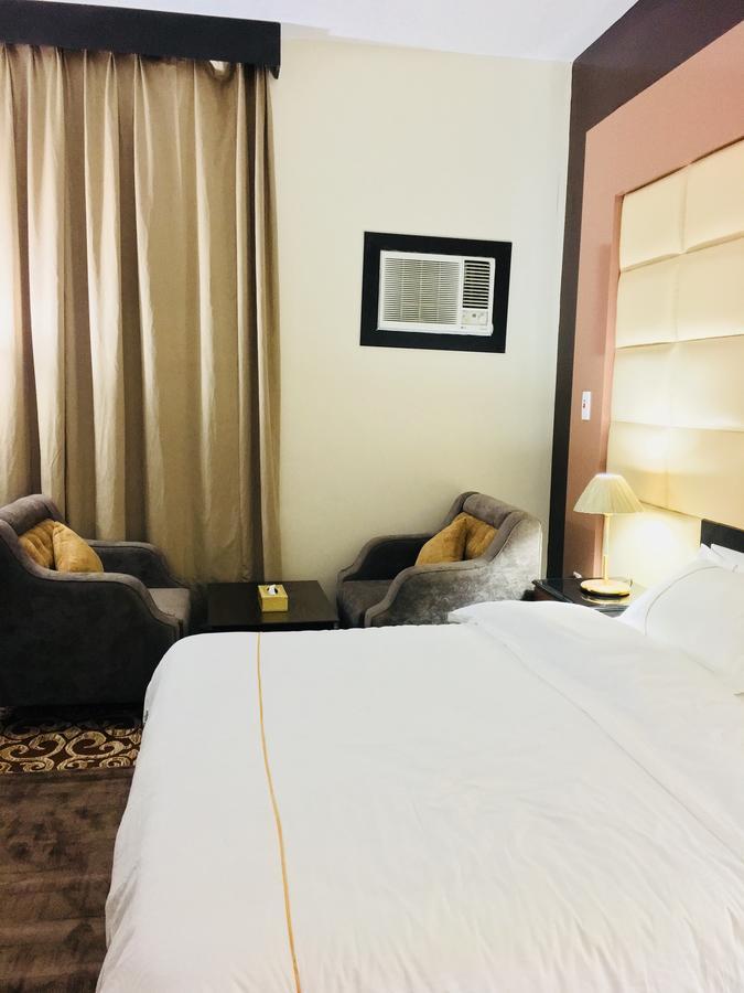 Dama Hotel Duba Exterior photo